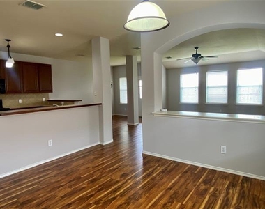 150 Briar Grove Drive - Photo Thumbnail 9