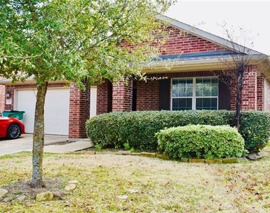 150 Briar Grove Drive - Photo Thumbnail 2