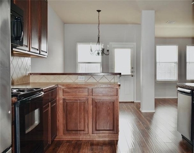 150 Briar Grove Drive - Photo Thumbnail 12