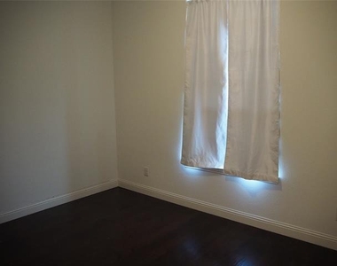 3721 Wildridge Boulevard - Photo Thumbnail 22