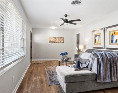 4017 Welch Avenue - Photo Thumbnail 6