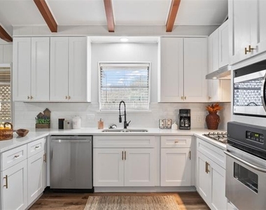 4017 Welch Avenue - Photo Thumbnail 17