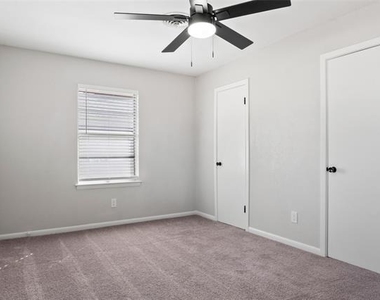 4017 Welch Avenue - Photo Thumbnail 27