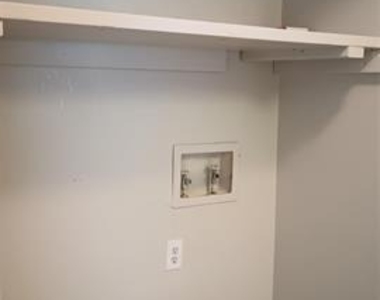 3617 W Northgate Drive - Photo Thumbnail 18