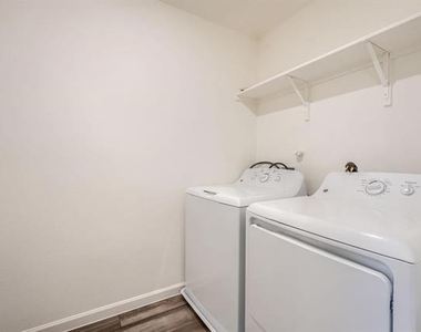 14122 Emeric Street - Photo Thumbnail 25