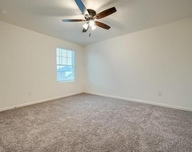 14122 Emeric Street - Photo Thumbnail 10