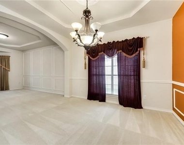 1000 Attica Lane - Photo Thumbnail 5