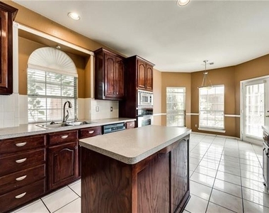 1000 Attica Lane - Photo Thumbnail 10
