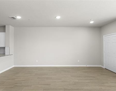 1205 Morgan Dr - Photo Thumbnail 1