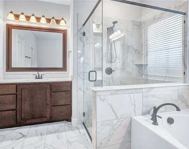 1228 Arrowwood Drive - Photo Thumbnail 16