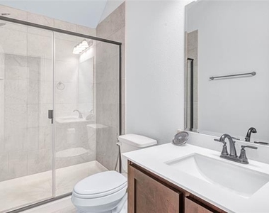 1228 Arrowwood Drive - Photo Thumbnail 25