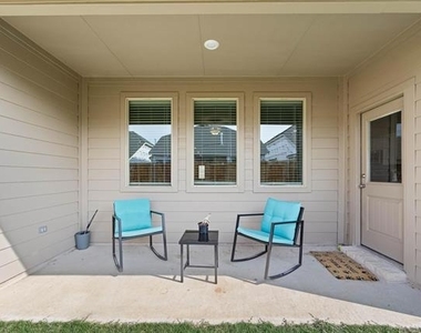 1209 Mesquite Lane - Photo Thumbnail 16