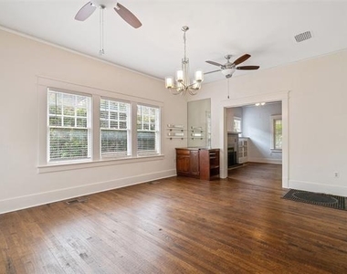 4313 Avondale Avenue - Photo Thumbnail 12