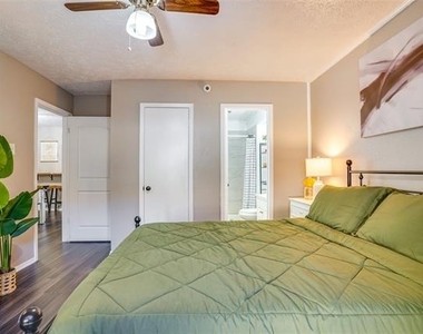 42 W Creek Lane - Photo Thumbnail 11