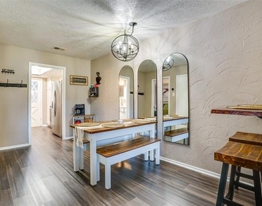 42 W Creek Lane - Photo Thumbnail 3