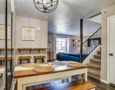 42 W Creek Lane - Photo Thumbnail 5
