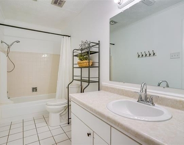 42 W Creek Lane - Photo Thumbnail 15