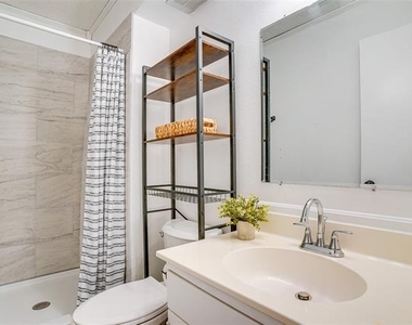 42 W Creek Lane - Photo Thumbnail 12