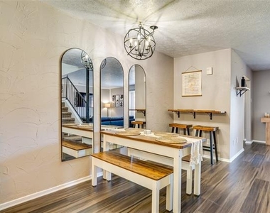 42 W Creek Lane - Photo Thumbnail 4
