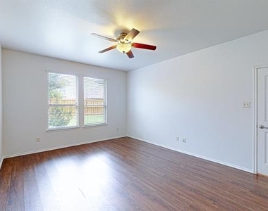 10404 Hidden Haven Drive - Photo Thumbnail 26