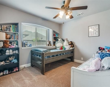 4312 Poppy Drive - Photo Thumbnail 18