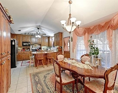 105 Santee Drive - Photo Thumbnail 10