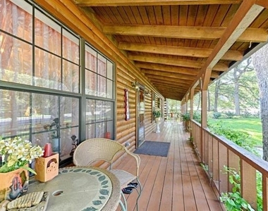 105 Santee Drive - Photo Thumbnail 1