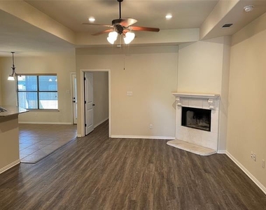 1414 Lauren Lane - Photo Thumbnail 1