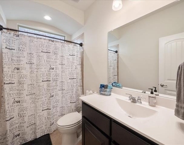 1104 Genola Drive - Photo Thumbnail 15