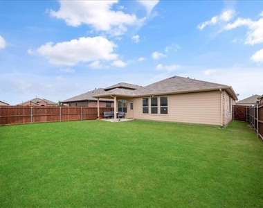 1104 Genola Drive - Photo Thumbnail 20