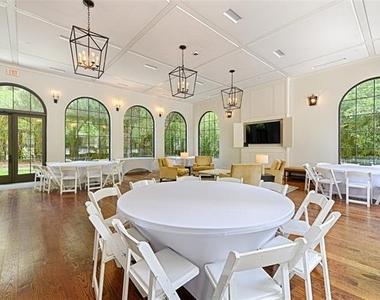 2828 Hood Street - Photo Thumbnail 28