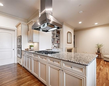 2828 Hood Street - Photo Thumbnail 5