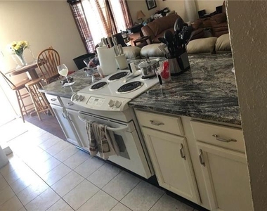 5228 Runyon Drive - Photo Thumbnail 3