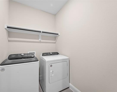 603 Hemingway Lane - Photo Thumbnail 11