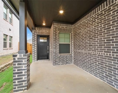 603 Hemingway Lane - Photo Thumbnail 1