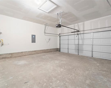 603 Hemingway Lane - Photo Thumbnail 20