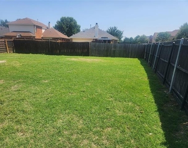 13520 Valley Mills Drive - Photo Thumbnail 15