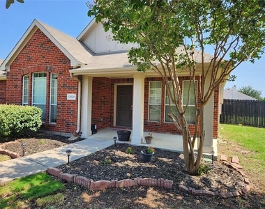 13520 Valley Mills Drive - Photo Thumbnail 16