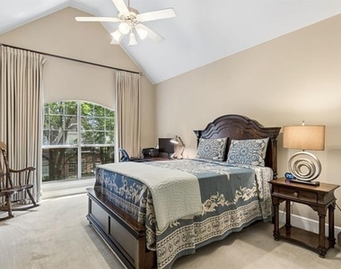 4147 Towne Green Circle - Photo Thumbnail 14