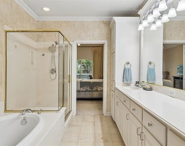 4147 Towne Green Circle - Photo Thumbnail 20