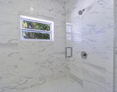 7600 Nw 82nd Terrace - Photo Thumbnail 18