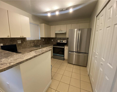 970 Ne 34th Avenue - Photo Thumbnail 20