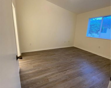 970 Ne 34th Avenue - Photo Thumbnail 11
