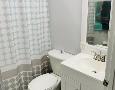 854 Sw Paar Drive - Photo Thumbnail 16