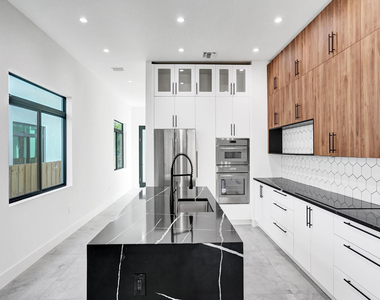 604 Sw 7th Avenue - Photo Thumbnail 7