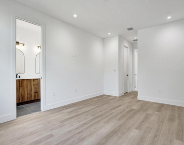 604 Sw 7th Avenue - Photo Thumbnail 23