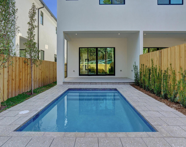 604 Sw 7th Avenue - Photo Thumbnail 15