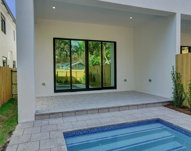 604 Sw 7th Avenue - Photo Thumbnail 16