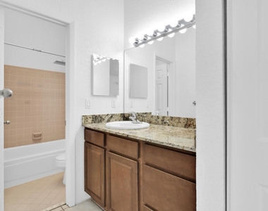4821 Nw 22nd Street - Photo Thumbnail 34