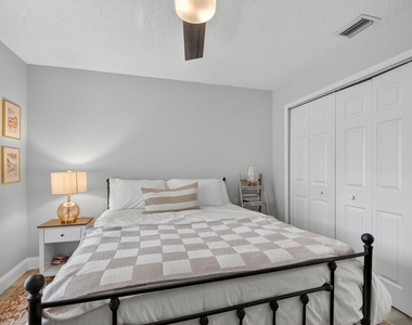 1630 Nw 22nd Avenue - Photo Thumbnail 30